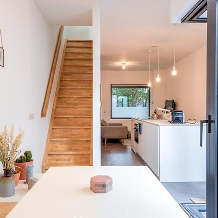 Stylishly Furnished Private Home In A Vibrant Area Antwerpen Bagian luar foto