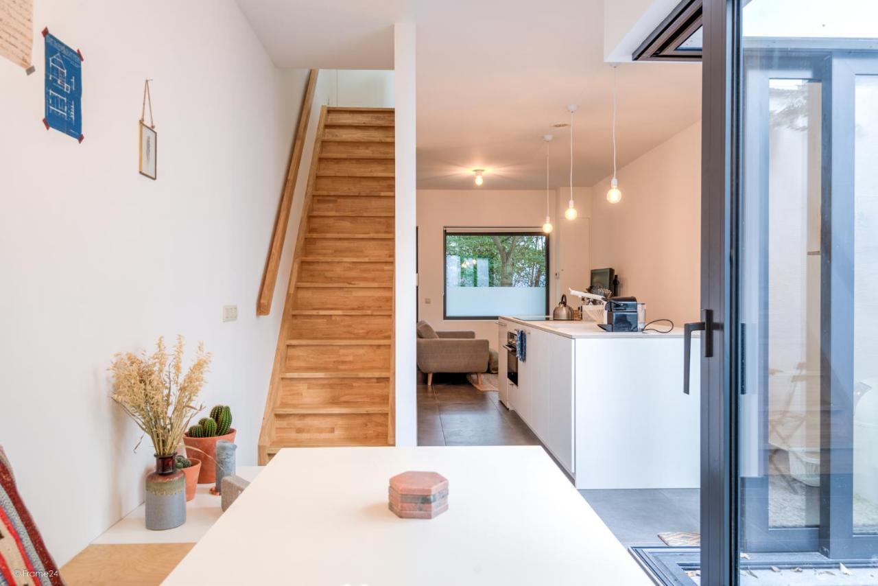 Stylishly Furnished Private Home In A Vibrant Area Antwerpen Bagian luar foto