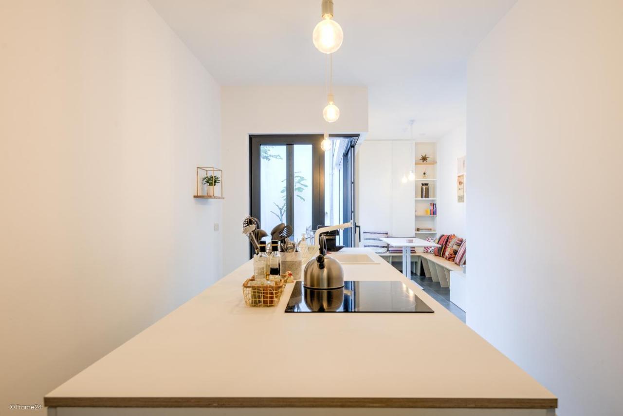 Stylishly Furnished Private Home In A Vibrant Area Antwerpen Bagian luar foto